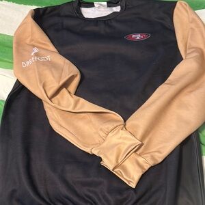 49 ers sweat shirt size large has barefoot on sleeve